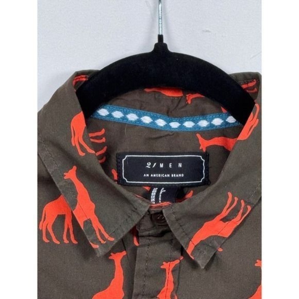Safari Quirky 21Men Brown Orange Giraffe Print Button Down Shirt Mens Small - Picture 3 of 3
